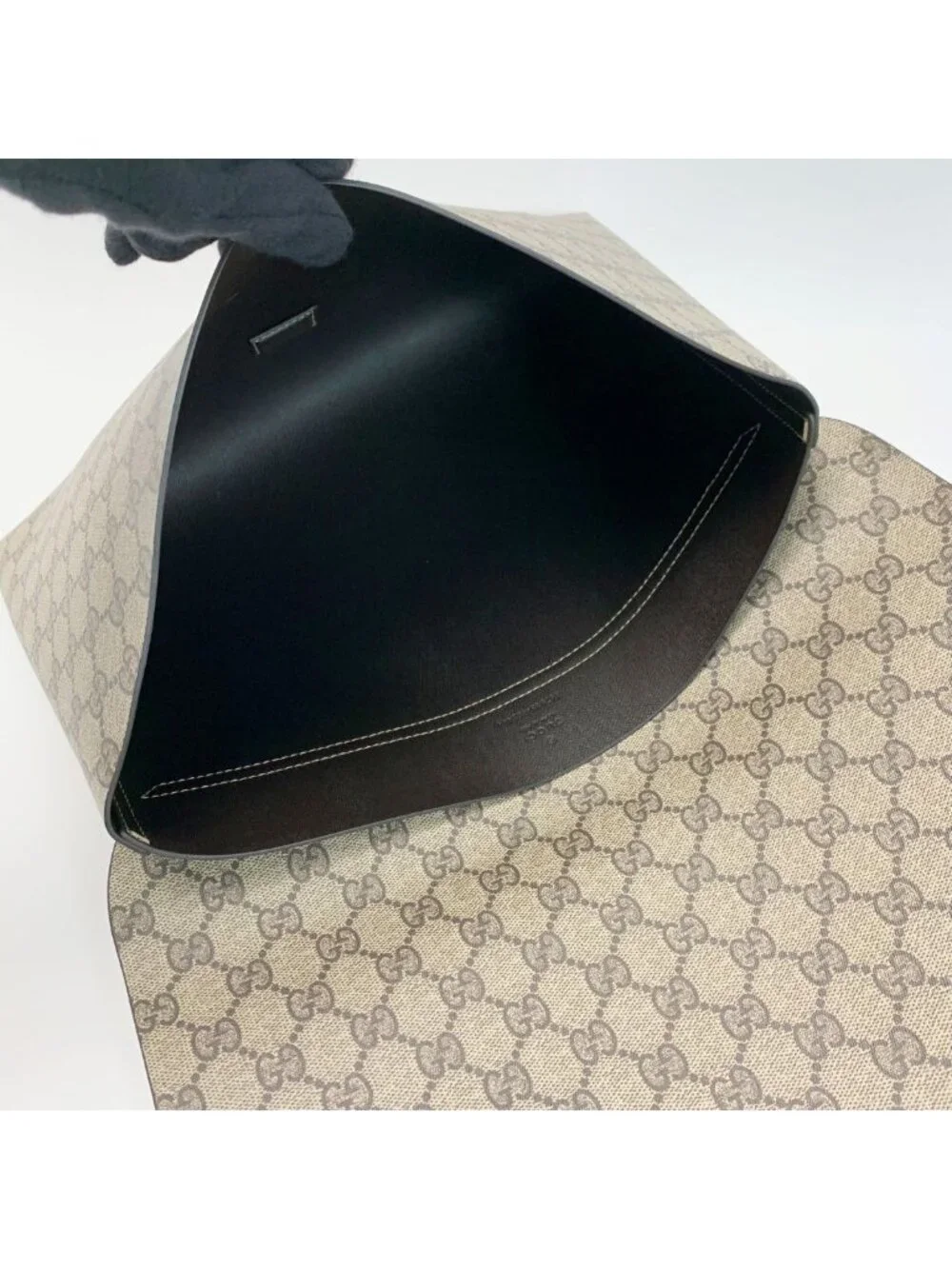 Gucci Clutch GG Supreme Brown